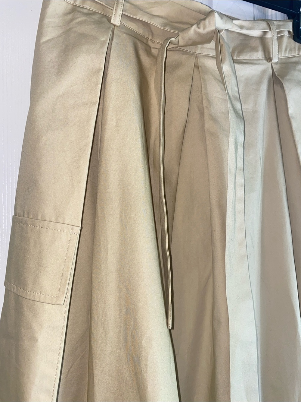 CeCe Beige High-Waist Cargo Maxi Skirt- 100% Cotton - Picture 5 of 7